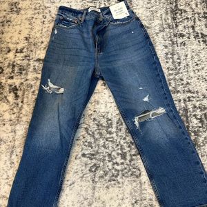 Abercrombie Curve Love Ultra High Rise Ankle Straight Jean